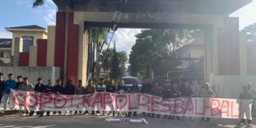 AMAN Kembali Demo di Polda, Desak Copot Kapolres Bau-Bau