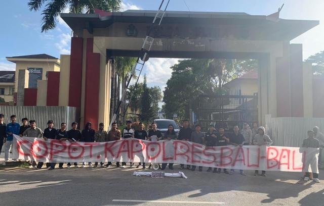 AMAN Kembali Demo di Polda, Desak Copot Kapolres Bau-Bau