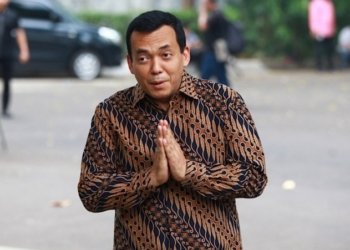 Wamen Imipas Silmy Karim Serahkan Diri ke KPK