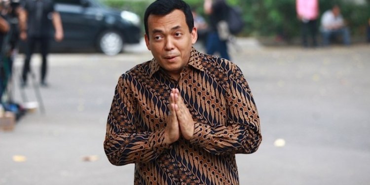 Wamen Imipas Silmy Karim Serahkan Diri ke KPK
