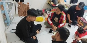 IN (28) saat ditangkap dirumahnya, suami aniaya istrinya hingga tewas di Konawe Selatan