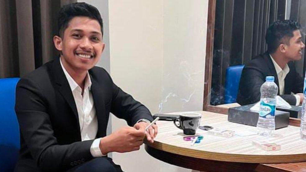 Malik Botom Ketua Umum AMARA Sultra