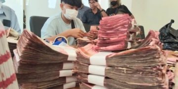 Uang Rp1,54 Miliar Rusak
