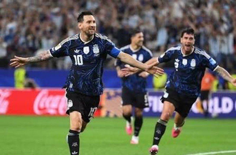 dari Argentina