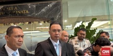 Direktur Jenderal Imigrasi, Hendarsam Marantoko