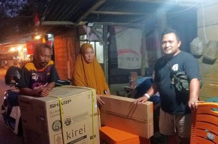 Humas PT Erianti Mandiri Sejahtera Salurkan Santunan._2
