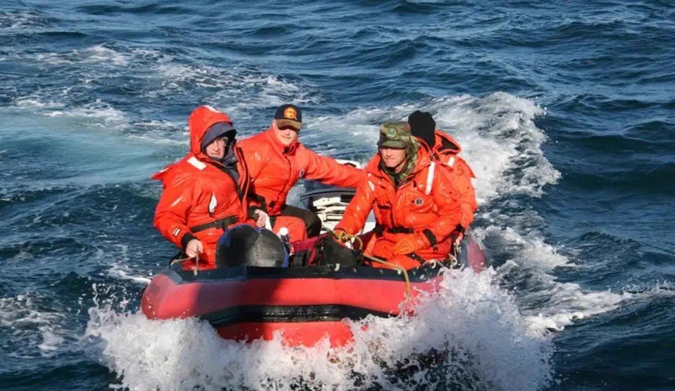 Pencarian Rombongan 5 Jurnalis Yang Liputan Erupsi Gunung Anak Krakatau yang hilang
