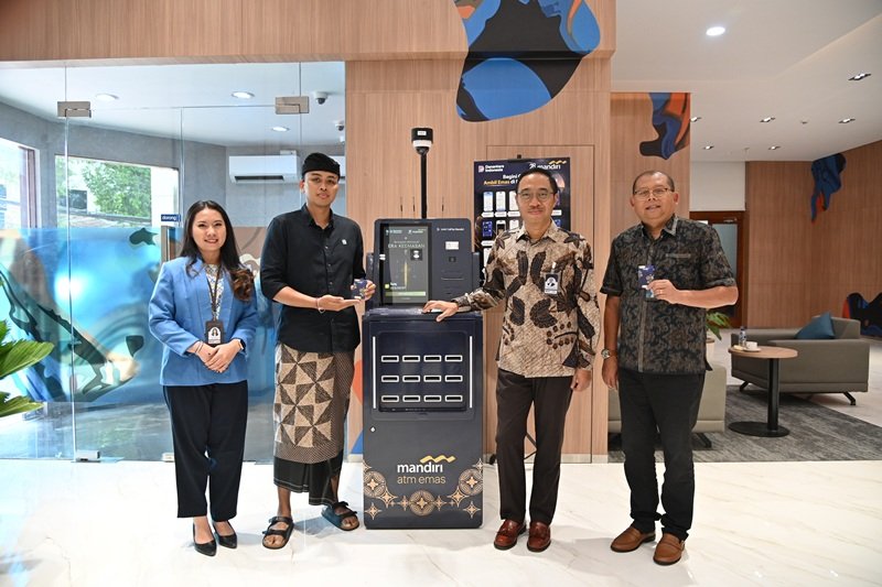 ATM Emas Bank Mandiri_2.JPG
