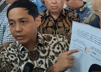 Menteri Kehutanan Raja Juli Antoni
